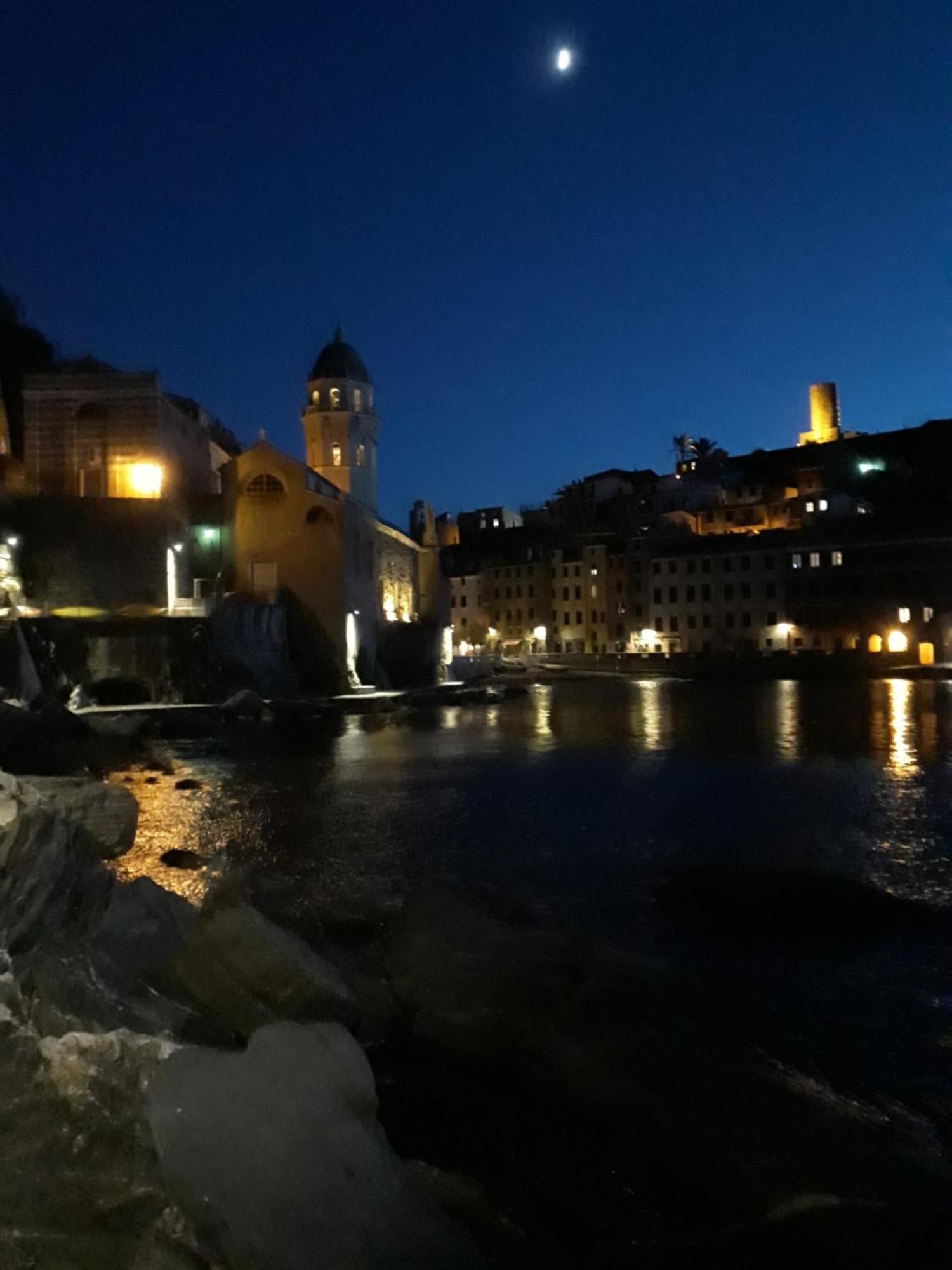 Camere Francesca Vernazza Oda fotoğraf